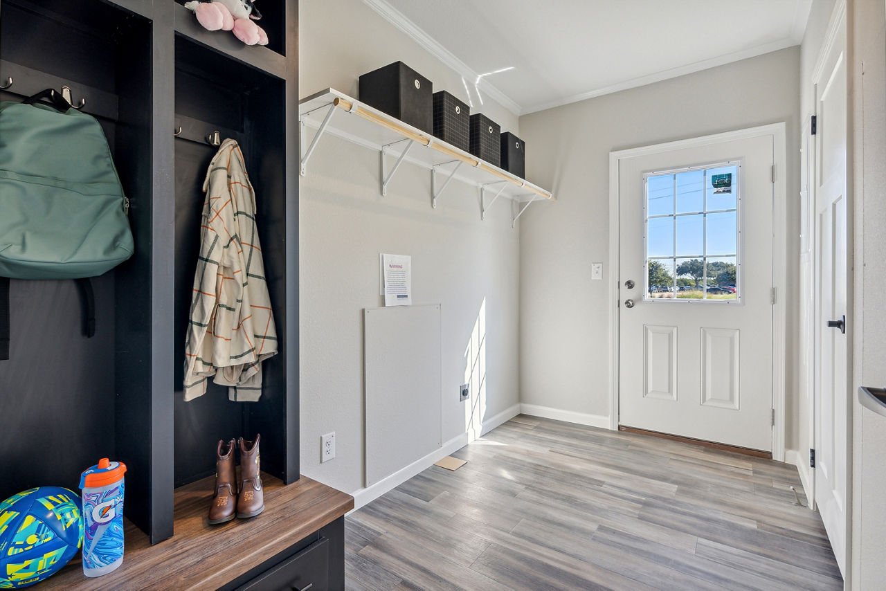 110-innovation-Innovation-3268H-utility-room