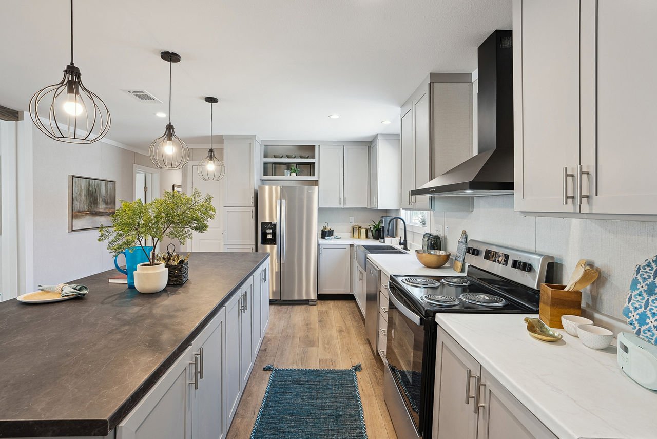 125-homestead-hs3268a-3268h42105-indigo-kitchen-04