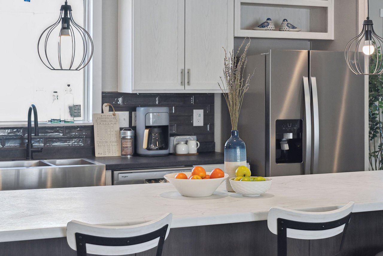 125-homestead-hs3276a-3276h42315-jasmine-kitchen-04