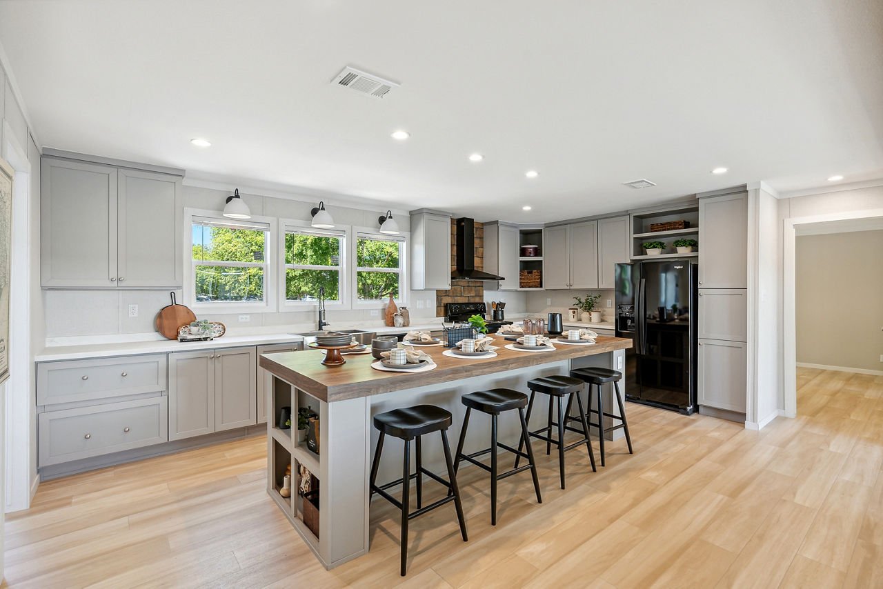 125-new-moon-new-moon-3260a-kitchen-1