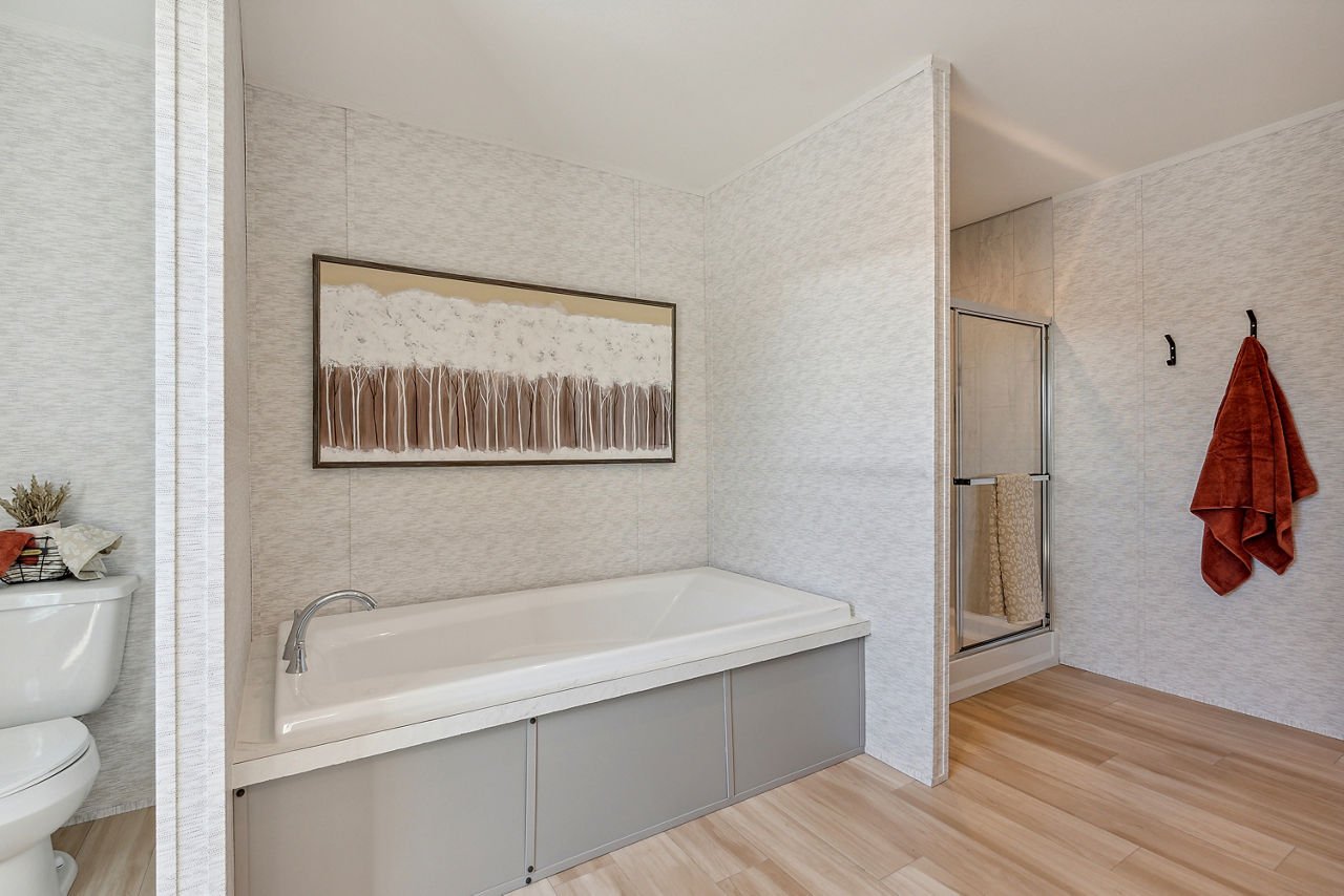 125-new-moon-new-moon-3260a-primary-bath-2