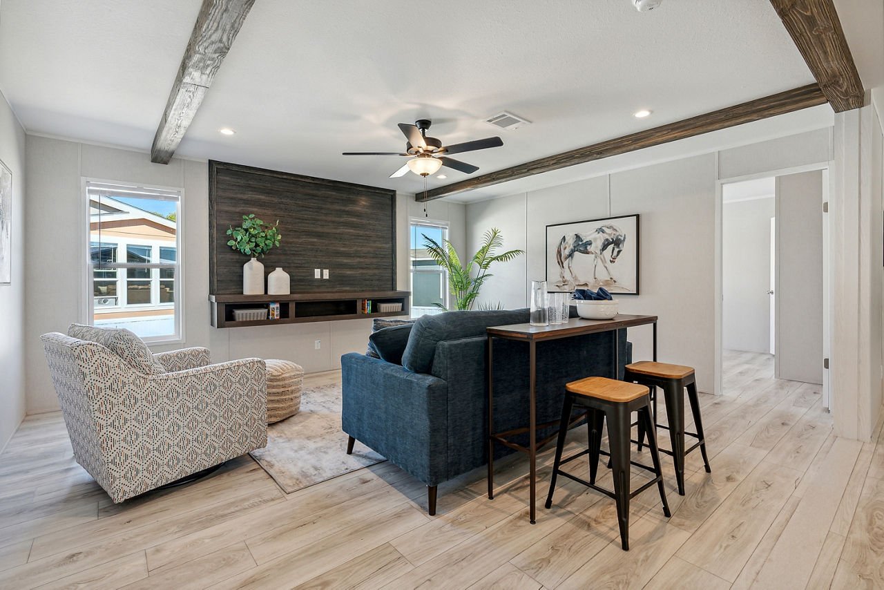 125-sheridan-RM3272A-family-room-1