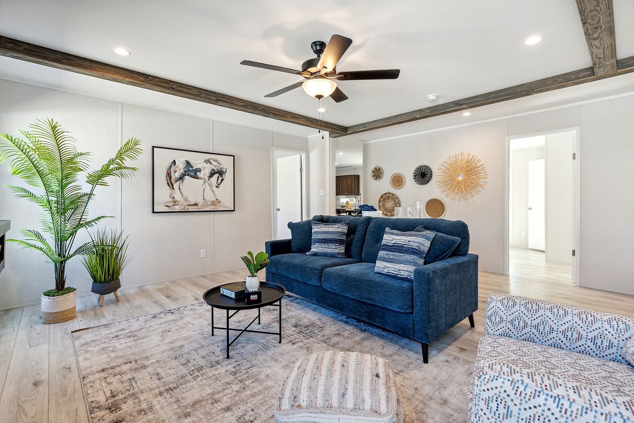 125-sheridan-RM3272A-family-room-2