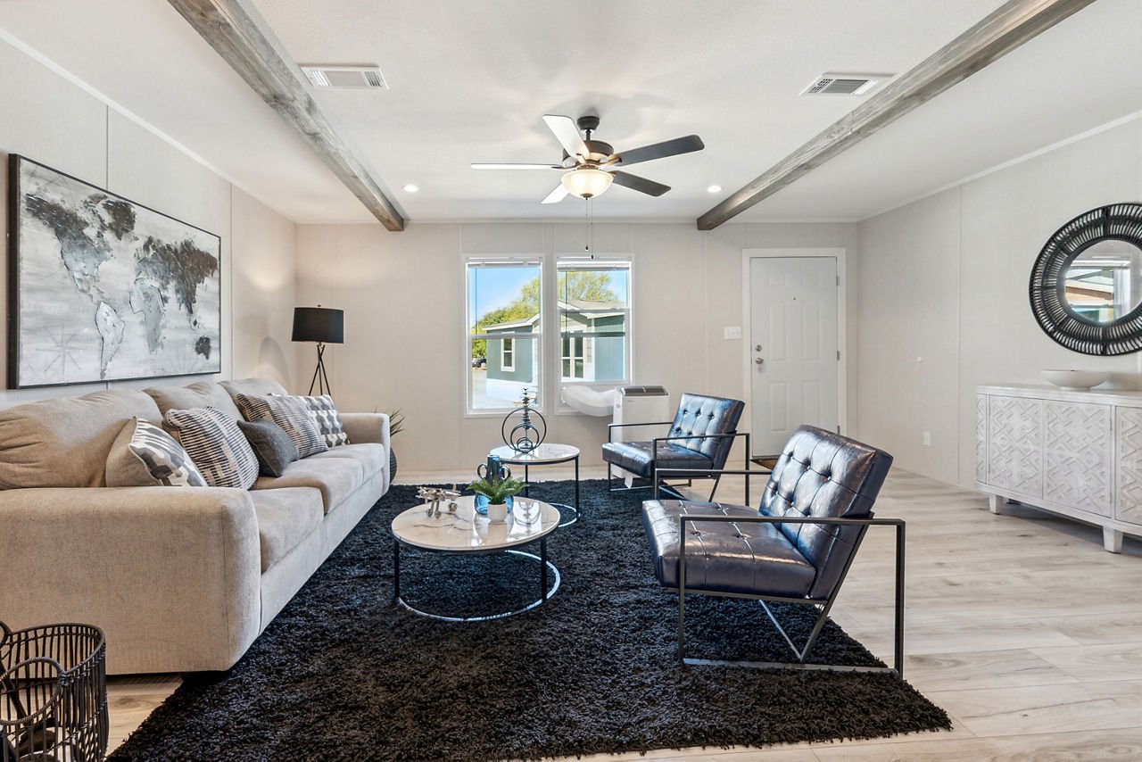 125-sheridan-RM3272A-living-room-1