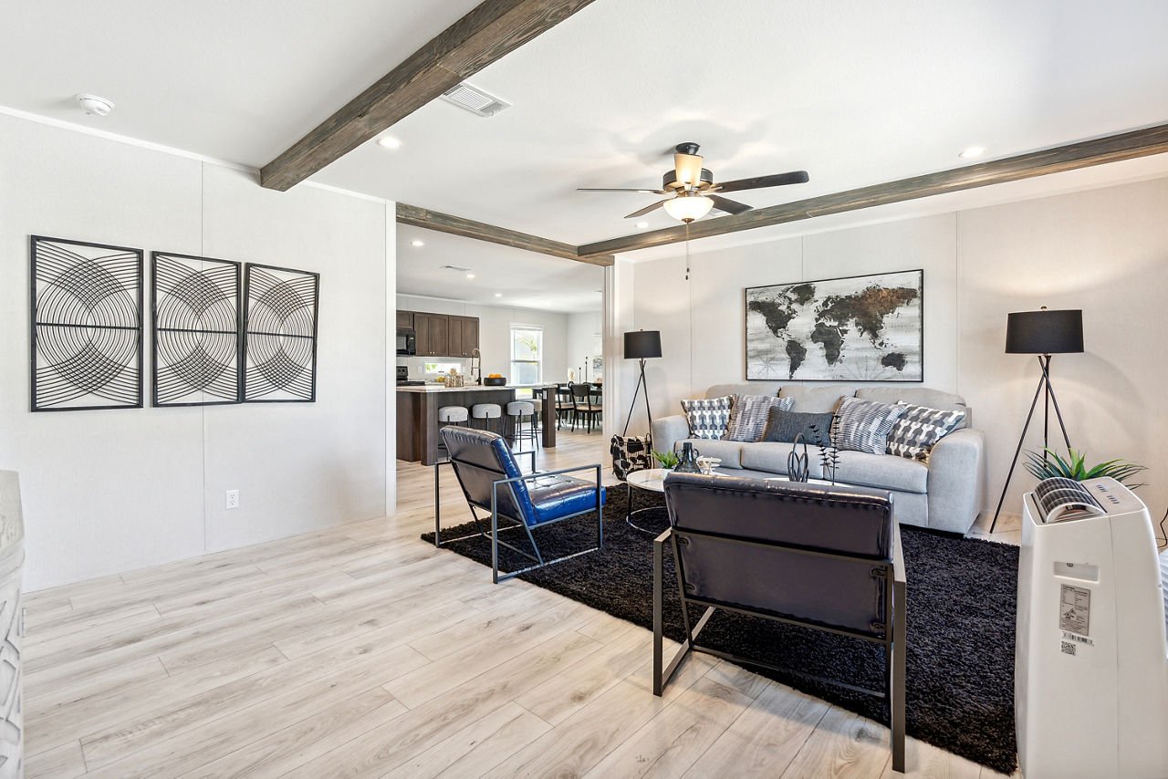 125-sheridan-RM3272A-living-room-6