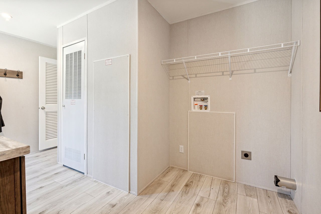 125-sheridan-RM3272A-utility-room-2