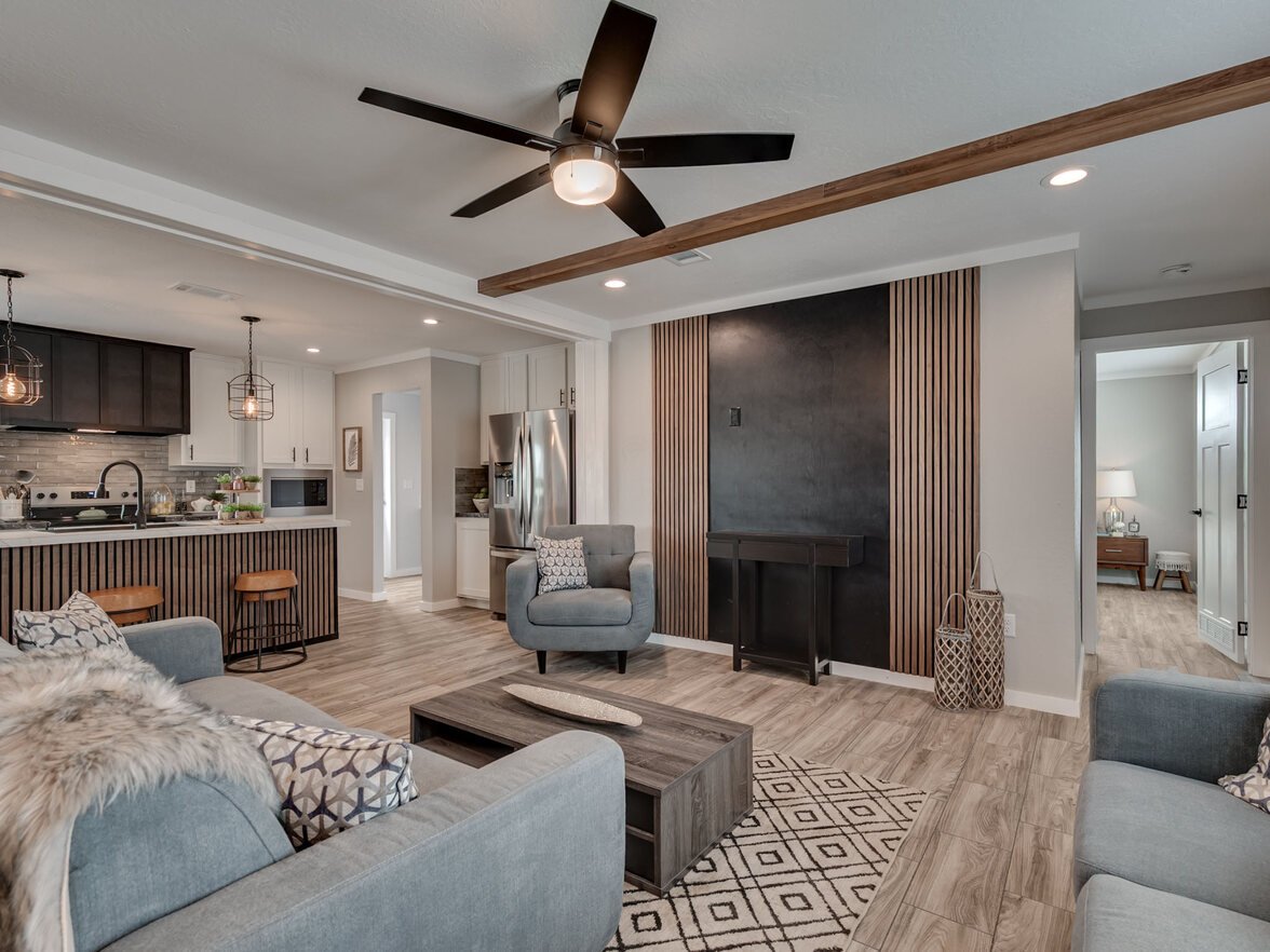 25_c_620_atmos_28603n_livingroom_004_1762272503646_1176_12