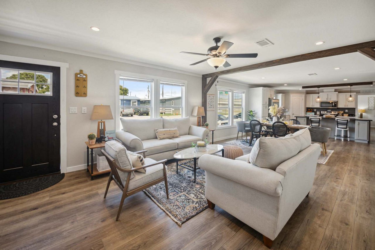 Cedar Creek 3276H42106 Living Room (1)