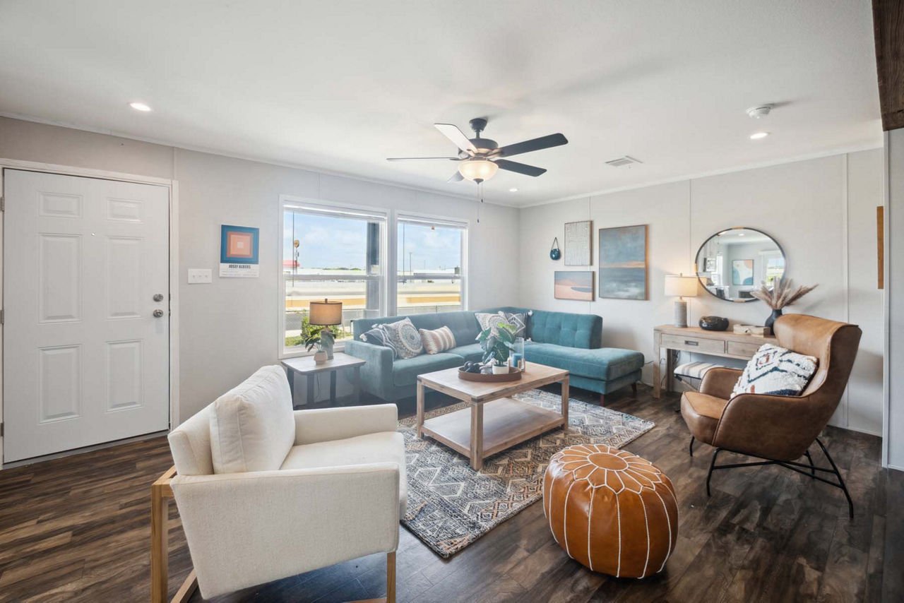 EK2856A-Living-Room-2