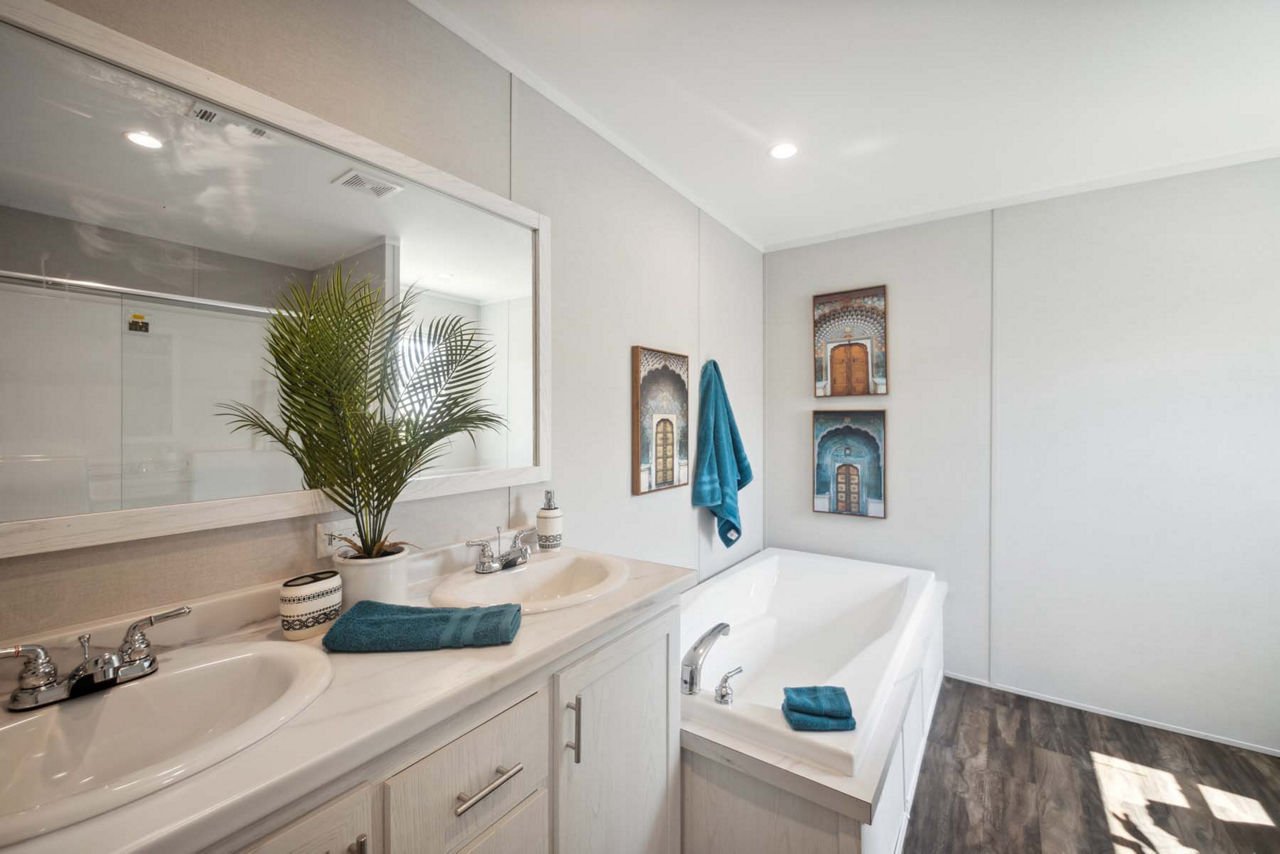 EK2856A-Primary-Bath-1