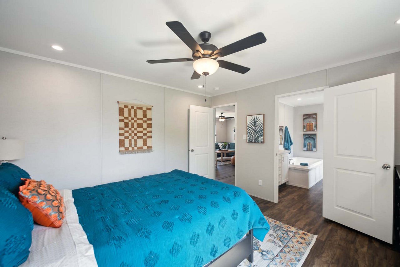 EK2856A-Primary-Bedroom-2