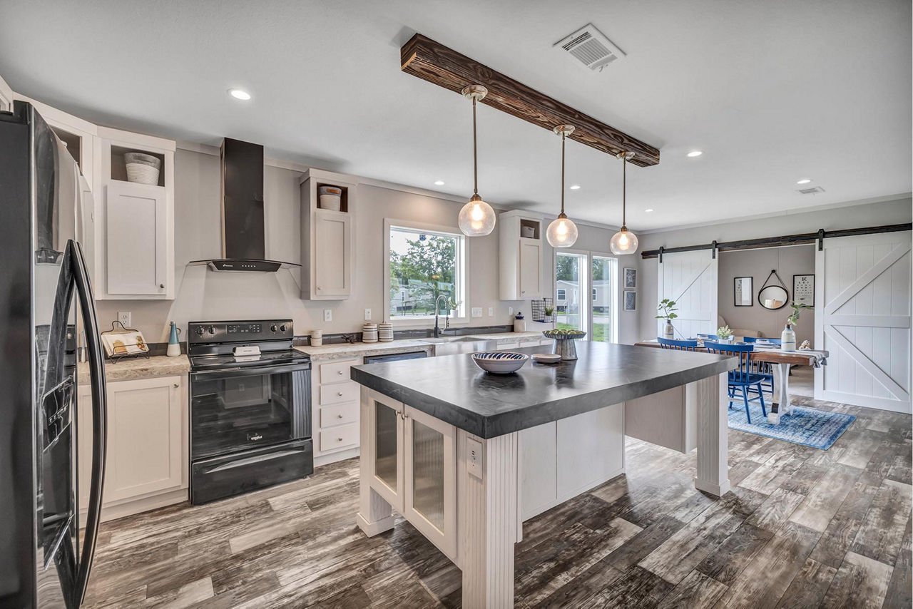 Grand-Prairie-(CSD3276J)-Kitchen-1