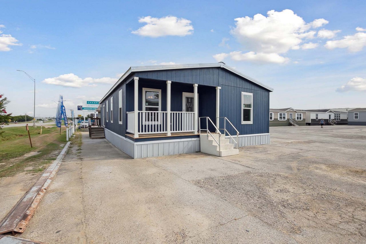 NM2852A Exterior (2)