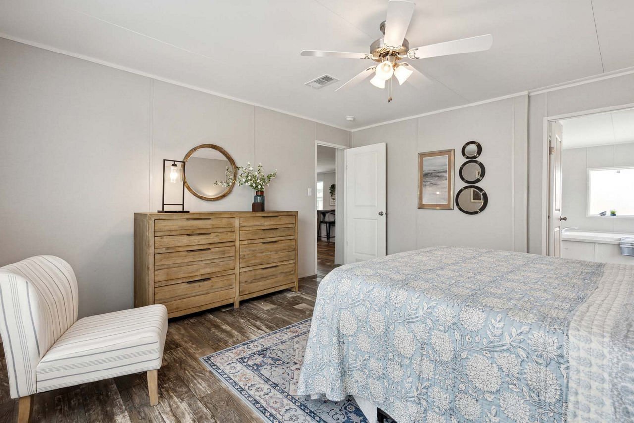 RM3264A Primary Bedroom (3)